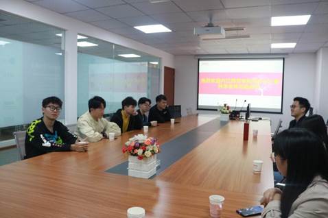 说明: C:UsersAdministratorDesktop19.4见习材料1112026美加墨世界杯官方网领导到访慰问员工  10.11IMG_0592.JPG